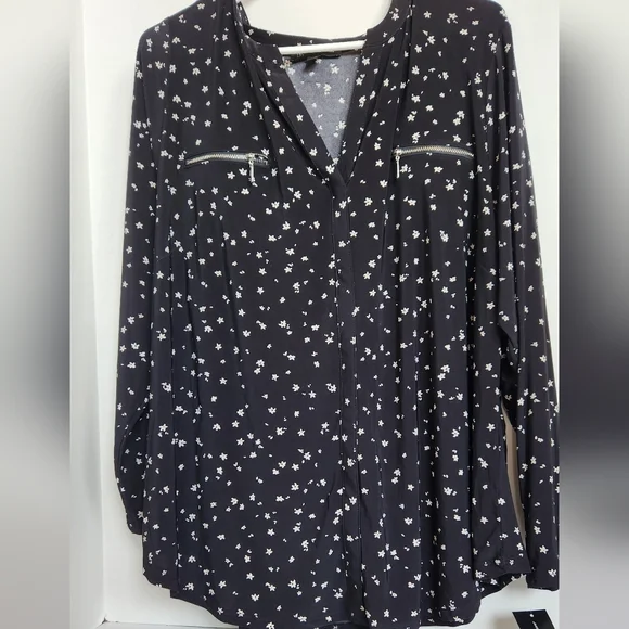 SOLD! INC Women's 3X Riley Ditsy Floral Pullover Long Sleeve - Picture 2 of 14